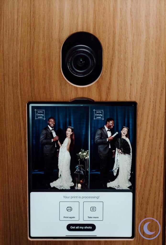 Wedding portrait studio photography screen displaying print and sharing options for bride and groom portraits